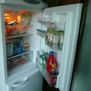 Продам холодильник  двухкамерный LG. 